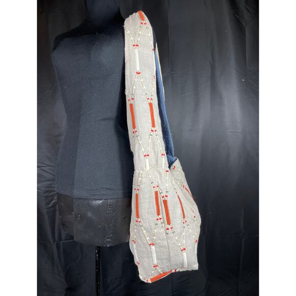 Large Crossbody Hobo Bag, Handmade, one of a kind. lined, inner pocket - Picture 4 of 10